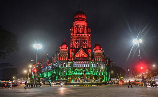 Maharashtra Covid Curbs To Continue, Graded Easing Later: Uddhav Thackeray