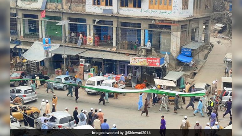 ईद से पहले पाकिस्तान में तेल की कीमतों में भारी बढ़ोतरी, लाखों लोगों के लिए बढ़ी परेशानी