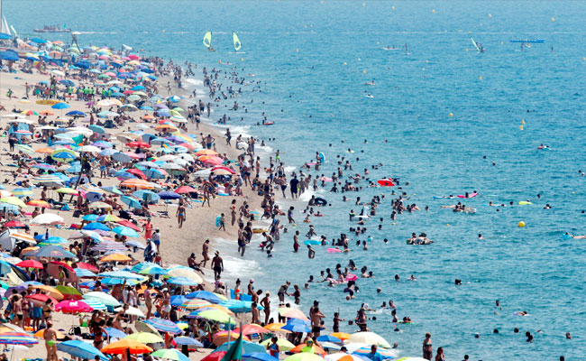 July's Heat Waves "Virtually Impossible" Without Climate Change: Scientists