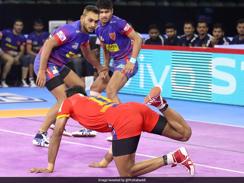 PKL 7: Naveen Kumar Stars As Dabang Delhi Beat UP Yoddha 36-27 PKL 7: Naveen Kumar Stars As Dabang Delhi Beat UP Yoddha 36-27