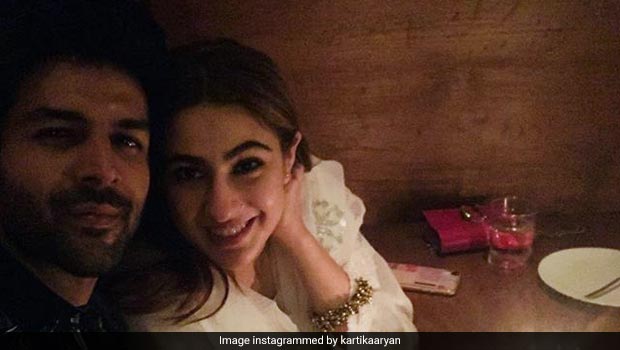 Kartik Aaryan Surprises 'Princess' Sara Ali Khan With This Cute Birthday Cake In Thailand