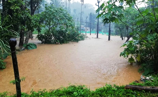 Gunderipallam Dam In Tamil Nadu Full After Heavy Rain