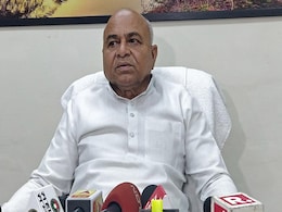 नेता प्रतिपक्ष गोविंद सिंह ने चुनाव आयुक्त को लिखा पत्र, सरकारी घोषणाओं पर रोक लगाने की मांग की नेता प्रतिपक्ष गोविंद सिंह ने चुनाव आयुक्त को लिखा पत्र, सरकारी घोषणाओं पर रोक लगाने की मांग की