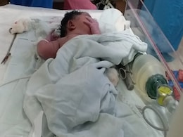 जब आग की लपटों से धधक रहा था AIIMS, डॉक्टर्स ने अपनी जिम्मेदारी निभाते हुए कराया दो बच्चों का जन्म जब आग की लपटों से धधक रहा था AIIMS, डॉक्टर्स ने अपनी जिम्मेदारी निभाते हुए कराया दो बच्चों का जन्म