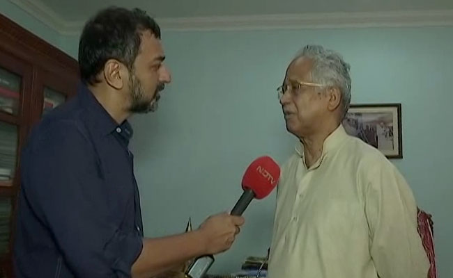 "Indians Out, Foreigners In": Tarun Gogoi Protests "Faulty" Citizens List