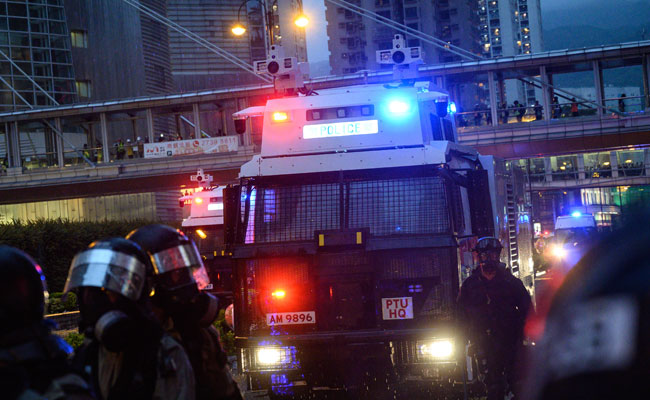 Hong Kong Cops Use Gun, Water Cannon Against Protesters For First Time