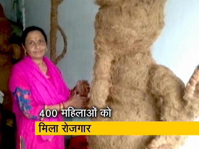 गुजरात में नारियल के छिलकों से बनाई जा रही हैं कलाकृतियां