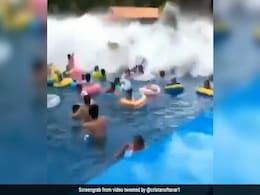 Waterpark Wave Machine In China Triggers 'Tsunami', 44 Injured Waterpark Wave Machine In China Triggers 'Tsunami', 44 Injured