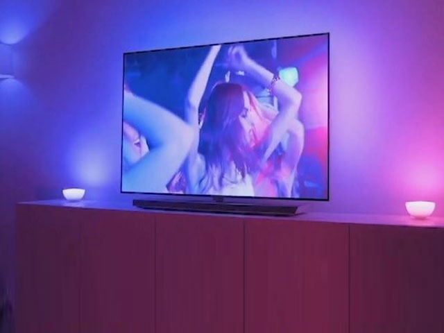 Philips Ambilight 6700: All About the Visual Appeal?