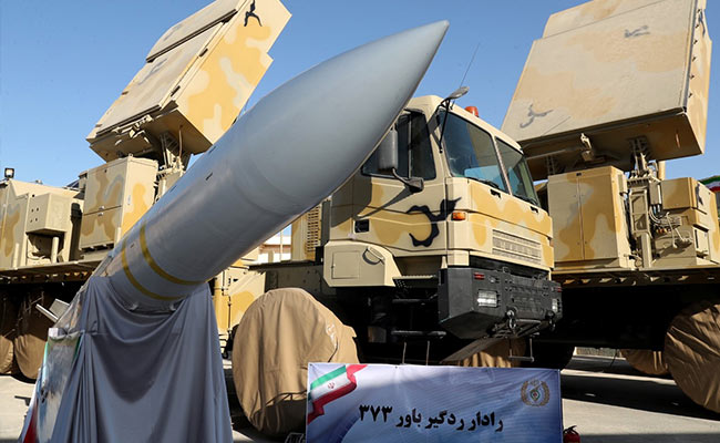 Iran Displays Domestically Built Missile Defence System