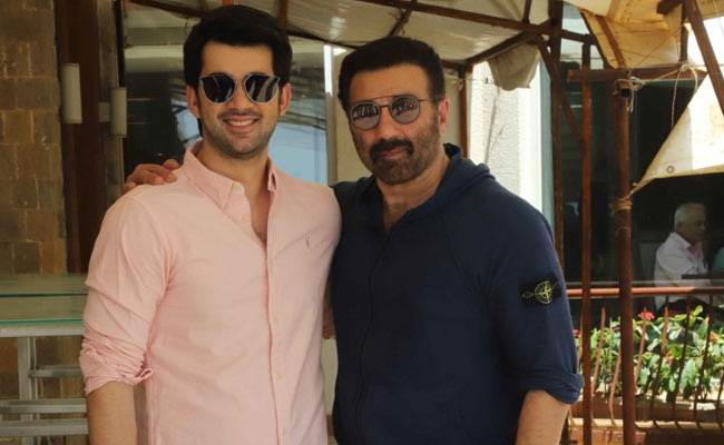 Karan Deol को लेकर Sunny Deol ने किया क्लियर, बोले- इस तरह के रोल में नहीं देखना चाहता...