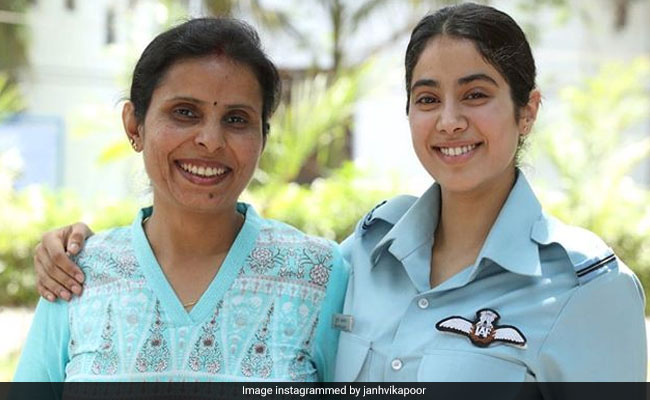 Janhvi Kapoor's <i>Kargil Girl</i> Inspired By NDTV's 1999 Report On India's First Women Combat Aviators