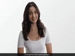 Herschelle Gibbs Tweets An Alia Bhatt GIF Without Knowing Who She Is. Her Reaction Herschelle Gibbs Tweets An Alia Bhatt GIF Without Knowing Who She Is. Her Reaction