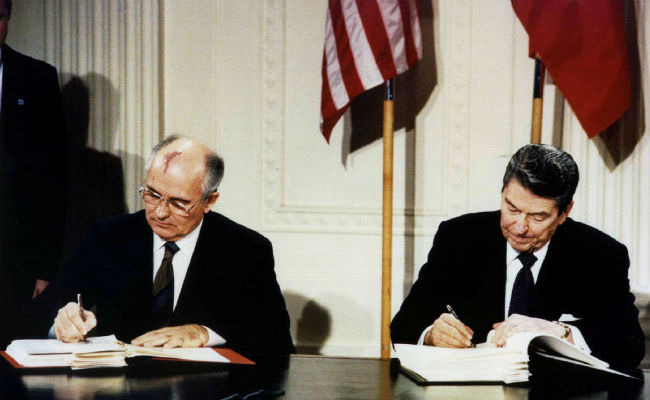 Timeline: The Gorbachev Era And The Collapse Of The Soviet Union