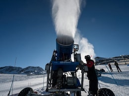 Fake Snow To Rescue As Climate Change Forces Ski Stations To Innovate Fake Snow To Rescue As Climate Change Forces Ski Stations To Innovate