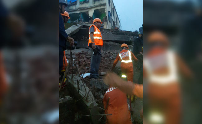 2 Dead As 4-Storey Building Collapses In Maharashtra, Many Feared Trapped