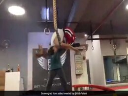 दिशा पटानी ने स्टंट करते हुए खोया संतुलन, यूं गिरी उछलकर...देखें Video दिशा पटानी ने स्टंट करते हुए खोया संतुलन, यूं गिरी उछलकर...देखें Video