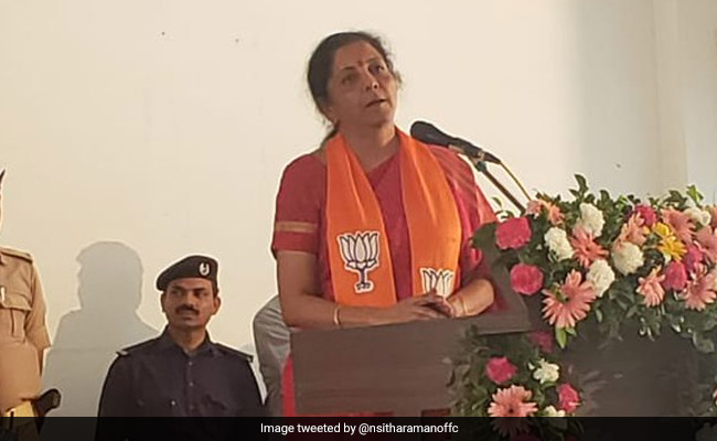 कैट ने वित्त मंत्री से लगाई जीएसटी वार्षिक रिटर्न की अंतिम तारीख बढ़ाने की गुहार