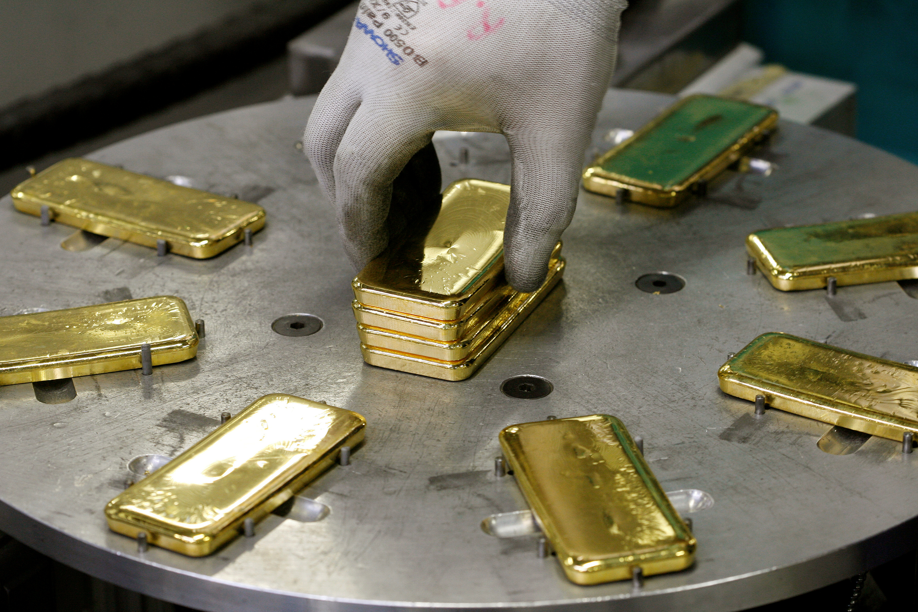 Man Arrested With Rs 19 Lakh In Gold Stuffed In Pants At Mumbai Airport