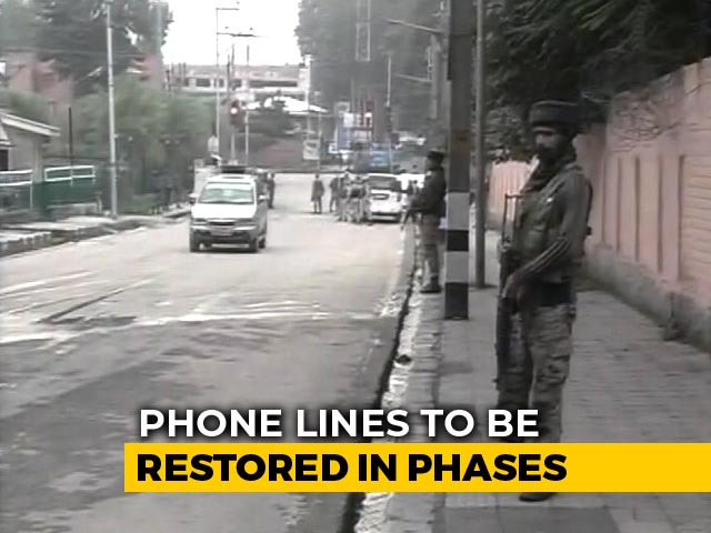 Landlines, Mobile Internet Partially Restored In Jammu And Kashmir Landlines, Mobile Internet Partially Restored In Jammu And Kashmir