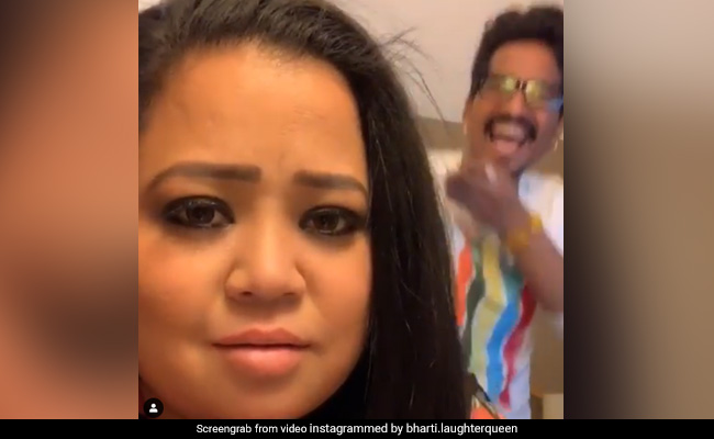 कॉमेडियन भारती सिंह के वीडियो में पीछे से आकर नाचने लगे पति, फिर हुआ कुछ ऐसा: देखें Video