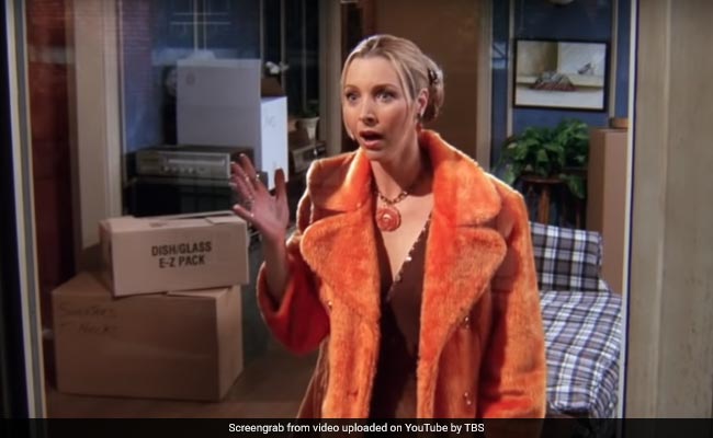 <i>F.R.I.E.N.D.S</I> Actress Lisa Kudrow Says She 'Struggled' Playing Phoebe, Matt LeBlanc Helped Her
