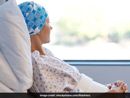 कैंसर के इलाज में&nbsp;कैसे काम करती है&nbsp;कीमोथेरेपी? कैंसर स्पेशलिस्ट डॉक्टर से जानिए पूरी जानकारी