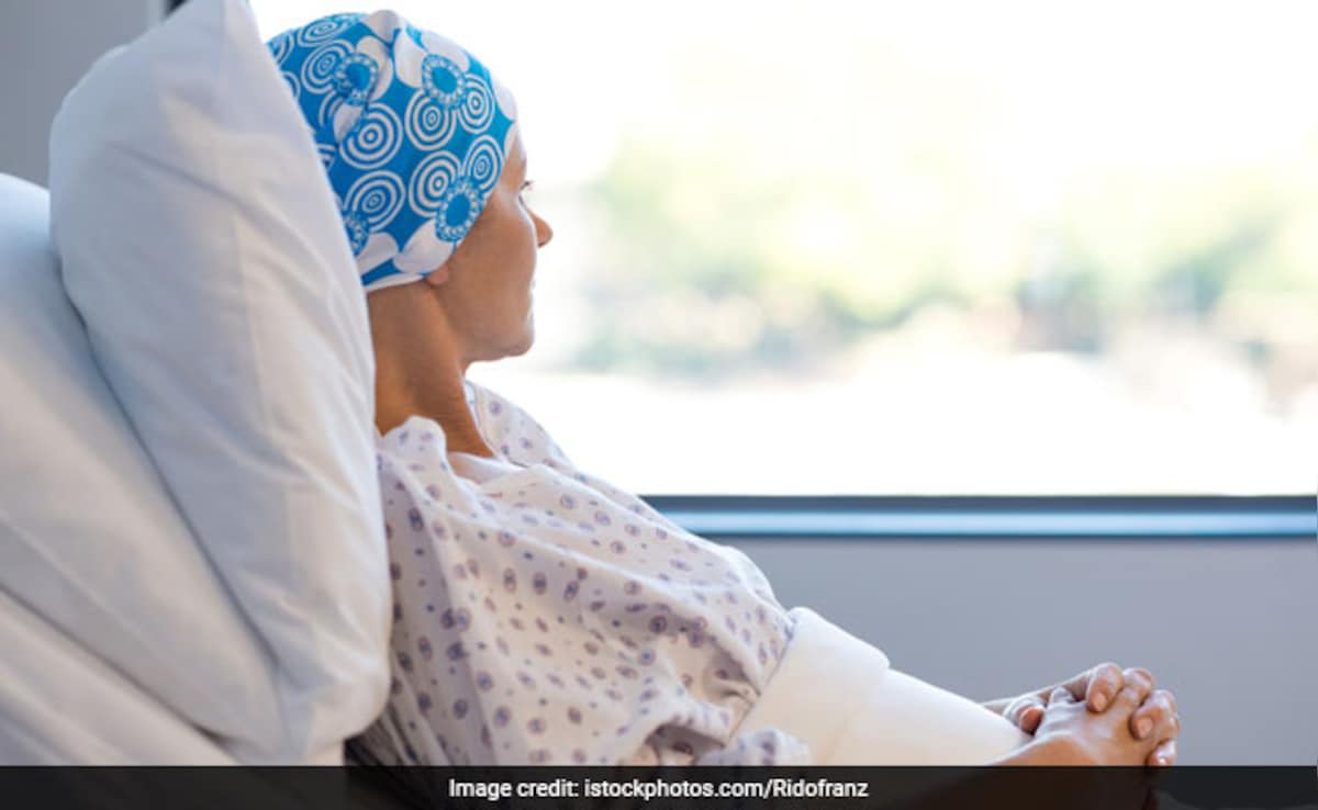 दुनिया का कैंसर कैपिटल बन गया है भारत, डॉक्टरों ने कहा - '2040 तक और बिगड़ सकते हैं हालात'