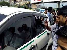 Commuters Hit As Striking Delhi Transport Workers Stop Cabs: 10 Points Commuters Hit As Striking Delhi Transport Workers Stop Cabs: 10 Points