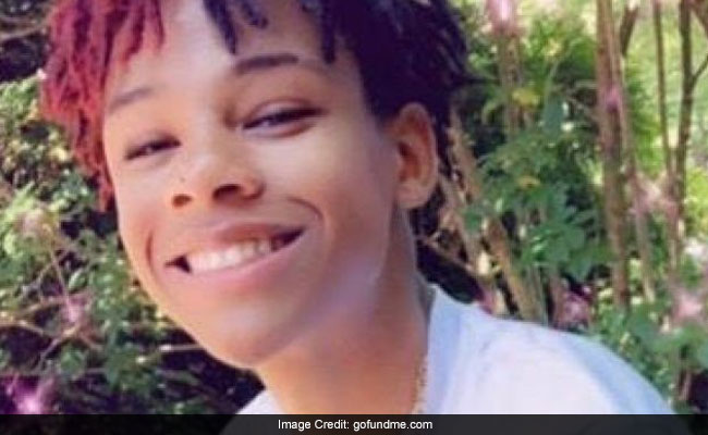 US Teen Fatally Stabbed As Peers Filmed, Police Say
