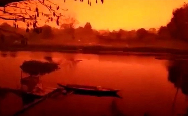 "This Is Earth Not Mars": Blood Red Skies Unsettle Indonesians