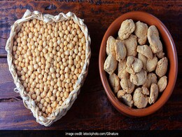 Weight Loss: This 3-Ingredient Protein-Rich Soya Chunk Delight May Help You Shed Extra Kilos Weight Loss: This 3-Ingredient Protein-Rich Soya Chunk Delight May Help You Shed Extra Kilos