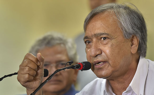 Left Leader Mohammed Yousuf Tarigami Returns To Srinagar After 10 Days In Delhi