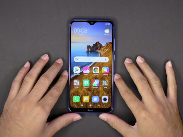 Redmi 8A Unboxing And First Look- Meet Xiaomi's New Budget Phone In India