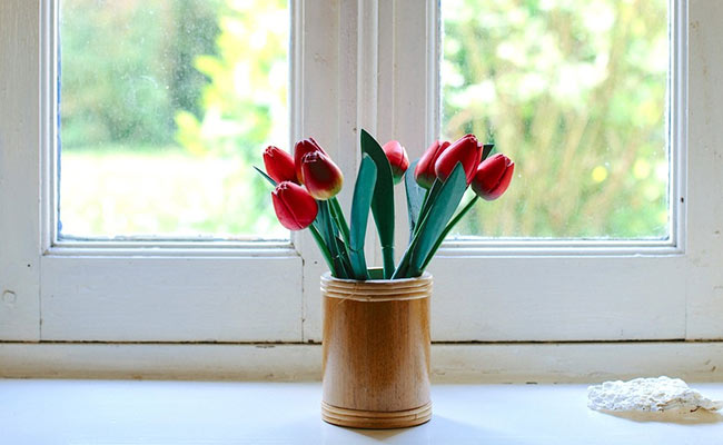 7 Products For Sparkling Clean Glass At Home