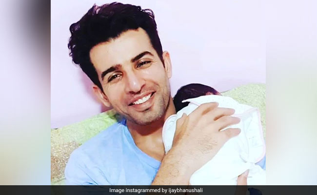 Jay Bhanushali And Mahhi Vij Reveal Their Baby Girl's Name