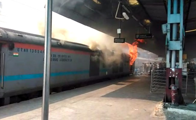 Train Compartment Catches Fire At New Delhi Railway Station