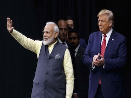 भारत पर ट्रंप की टिप्पणी के बाद ट्विटर पर ट्रेंड करने लगा "Howdy, Modi!" भारत पर ट्रंप की टिप्पणी के बाद ट्विटर पर ट्रेंड करने लगा "Howdy, Modi!"