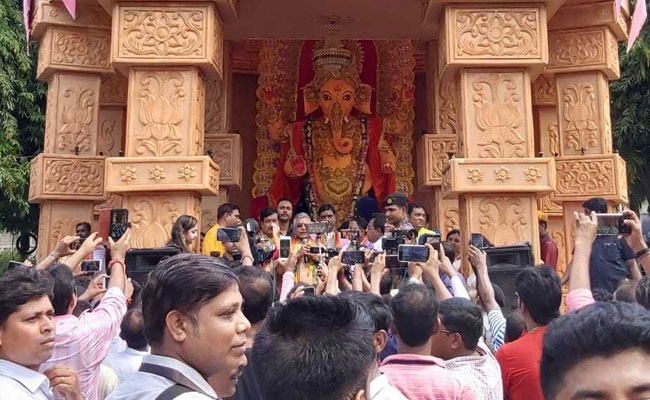 At Trinamool MLA's Ganesh Puja, BJP Top Guns Are Chief Guest