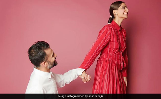 Ahead Of <i>The Zoya Factor</i>'s Release, Anand Ahuja Shares A Pic With His 'Lucky Charm' Sonam Kapoor