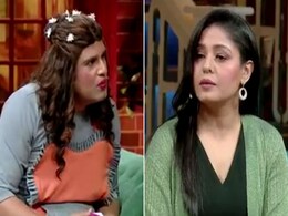 कपिल शर्मा के शो में सुनिधि चौहान के गानों का यूं उड़ा मजाक, सिंगर ने फिर दिया ऐसा रिएक्शन- देखें Video कपिल शर्मा के शो में सुनिधि चौहान के गानों का यूं उड़ा मजाक, सिंगर ने फिर दिया ऐसा रिएक्शन- देखें Video