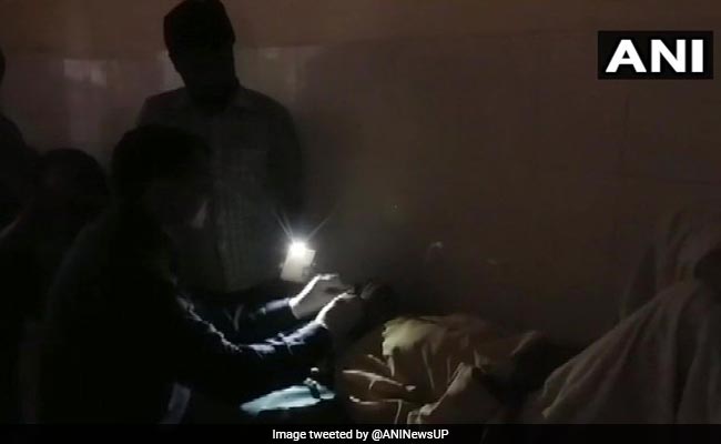 Accident Patient Gets Stitches Under Cell Phone Flashlight In UP Hospital