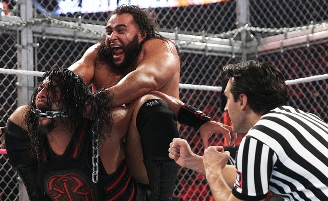 WWE में जब पिंजरे के अंदर रोमन रेंस को पीटा था जंजीरों से, देखें Hell In A Cell का पूरा मुकाबला