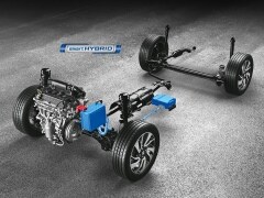 Why Your Next Car Should Be a Smart Hybrid