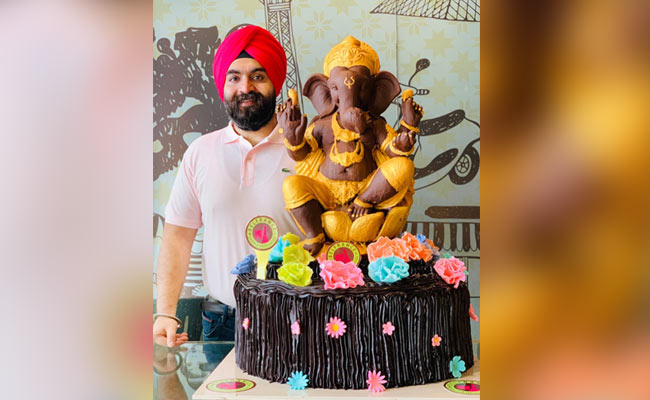 Ganesh Chaturthi 2019: 20 शेफ ने 10 दिन में बनाए चॉकलेट गणेश, प्रतिमा में ये है खास बात