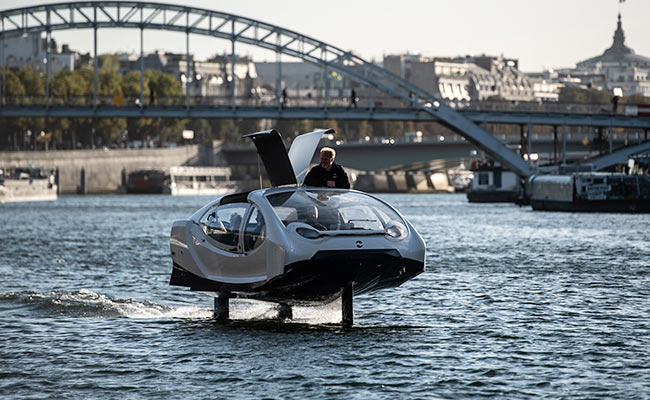 "Flying" River Taxi Tests Seine Waters In Paris