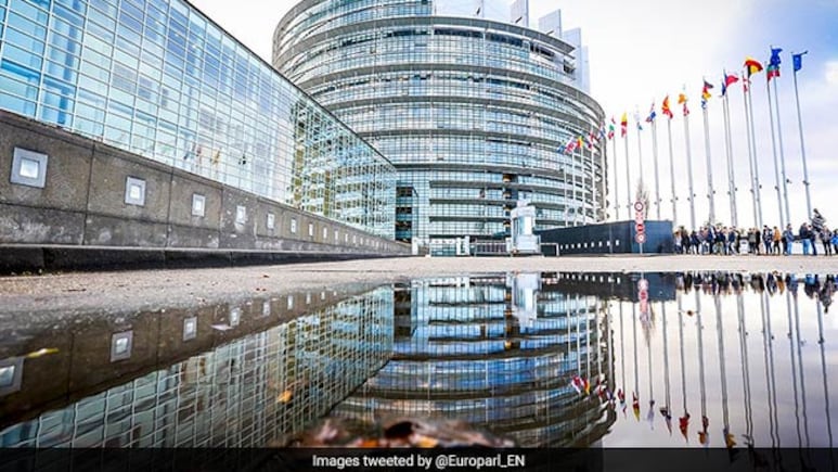 EU Parliament To Freeze US Trade Deal Approval Amid Trump's Tariff Threats