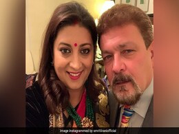 Smriti Irani's Husband Has A "<i>Biwi Se Pareshan</i>" Look And It's Hilarious Smriti Irani's Husband Has A "<i>Biwi Se Pareshan</i>" Look And It's Hilarious