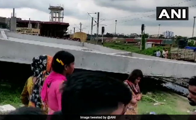 1 Killed As Under-Construction Shed At Shalimar Station Collapses In West Bengal's Howrah