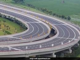 Road Deaths On UP's Yamuna Expressway In 2019 "Highest Ever": Report Road Deaths On UP's Yamuna Expressway In 2019 "Highest Ever": Report
